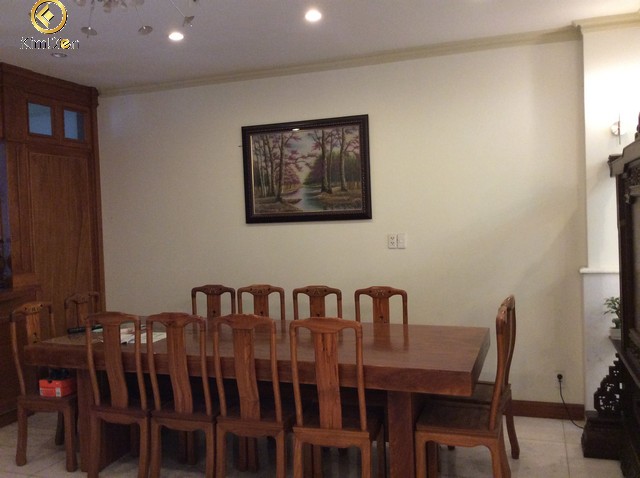 Long description image 1