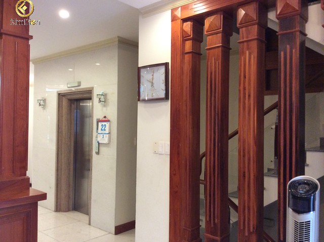 Long description image 1