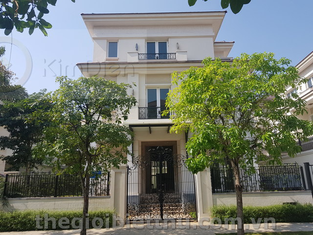 Long description image 1