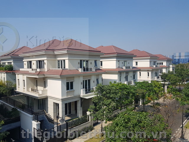 Long description image 1