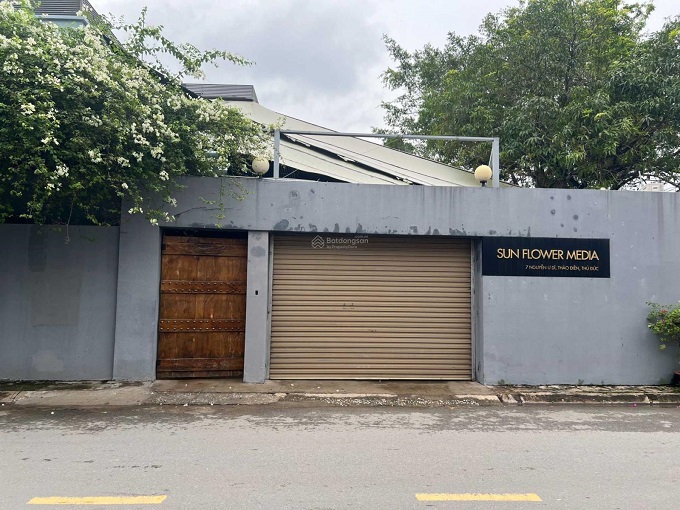 Long description image 1