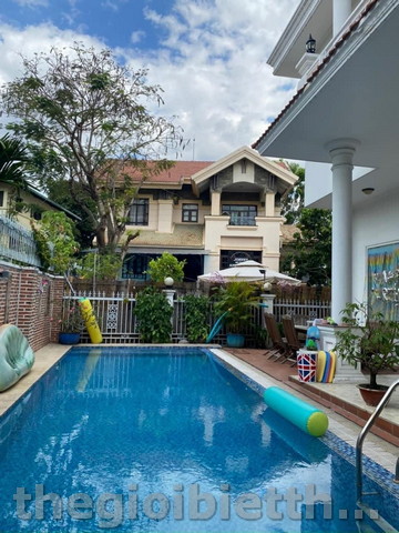 Long description image 1