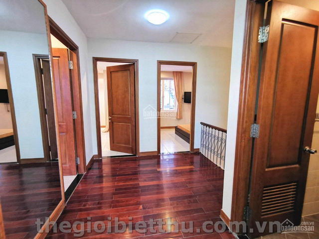 Long description image 1