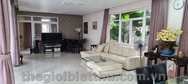 Long description image 1