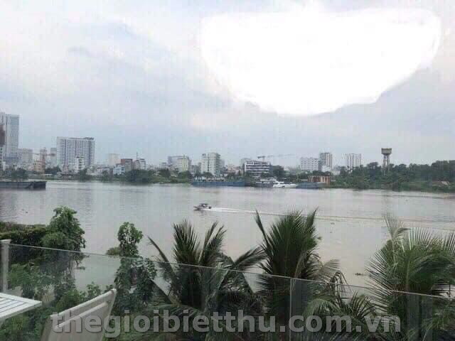 Long description image 1