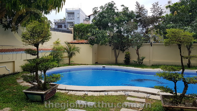 Long description image 1