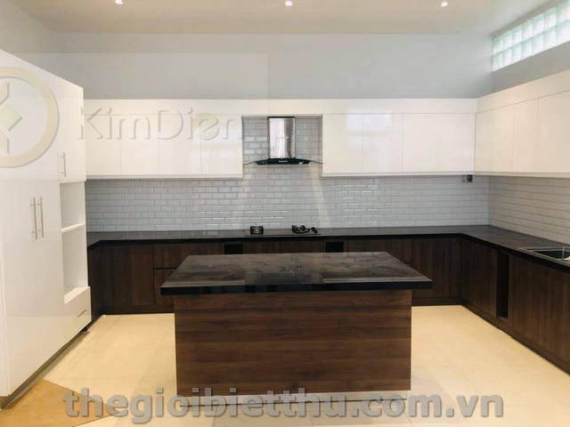 Long description image 1