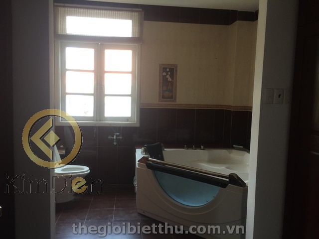 Long description image 1