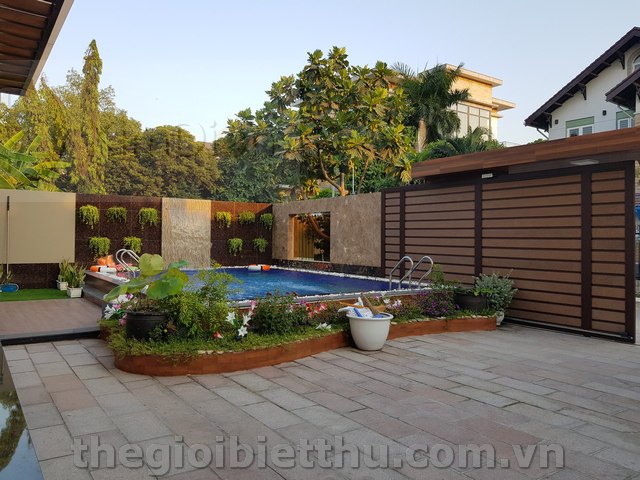 Long description image 1