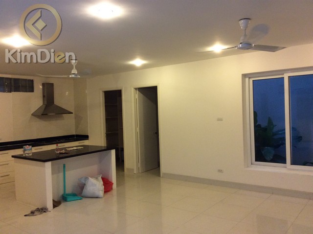 Long description image 1