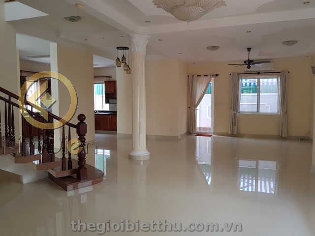 Long description image 1