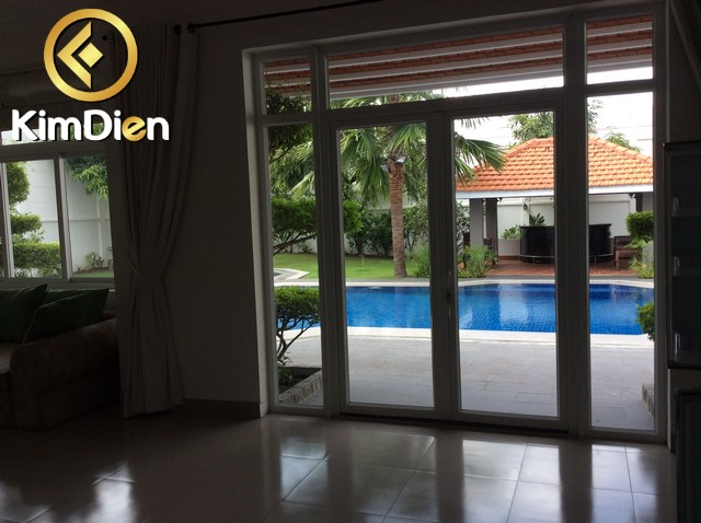 Long description image 1