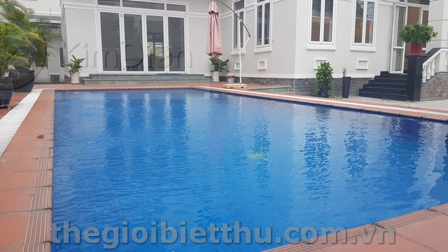 Long description image 1