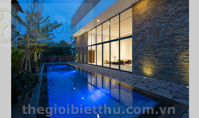 Long description image 1