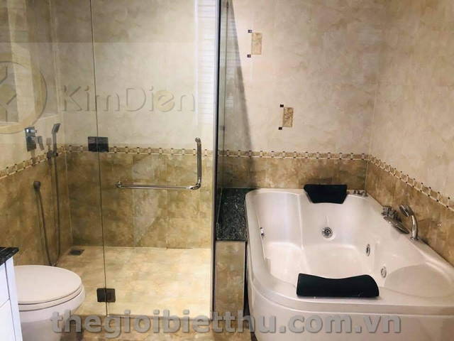 Long description image 1