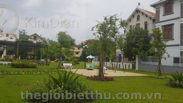 Long description image 1