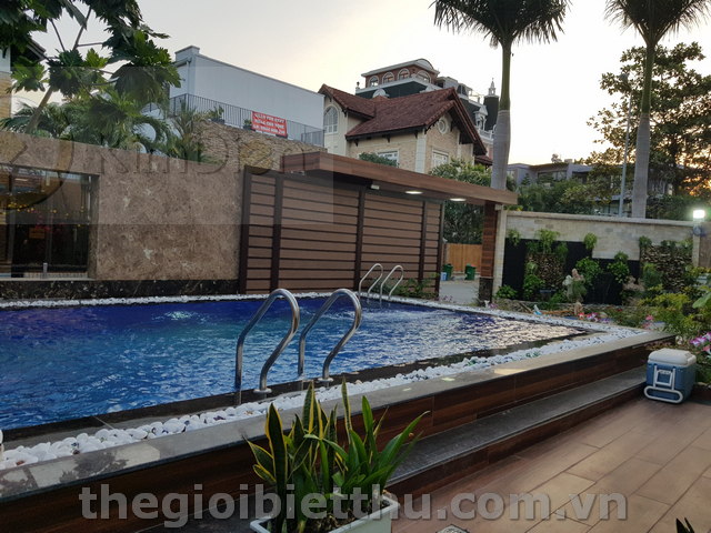 Long description image 1