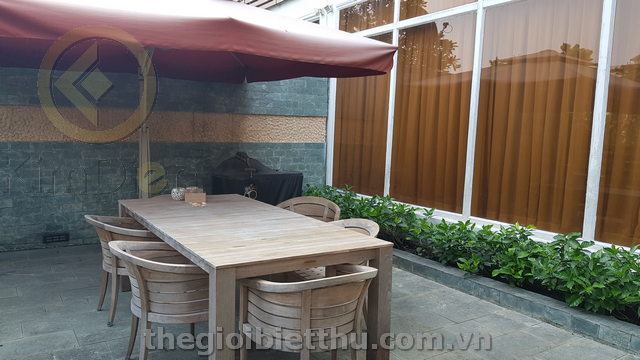 Long description image 1