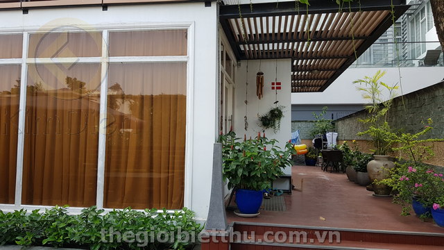 Long description image 1