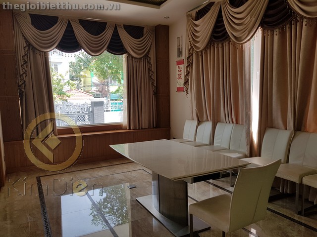 Long description image 1