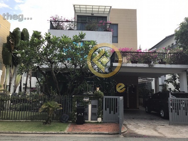 Long description image 1