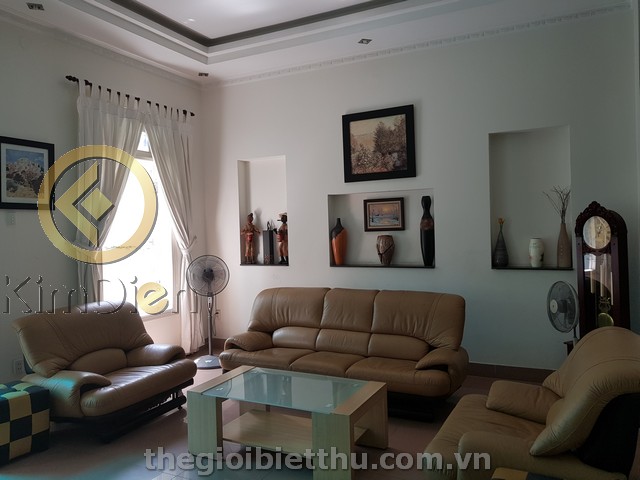 Long description image 1