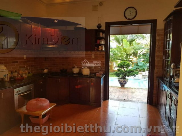 Long description image 1