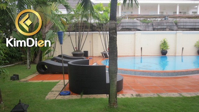 Long description image 1