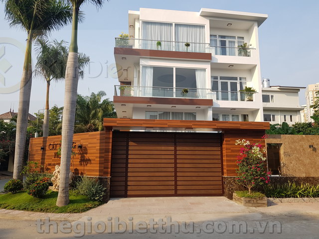 Long description image 1