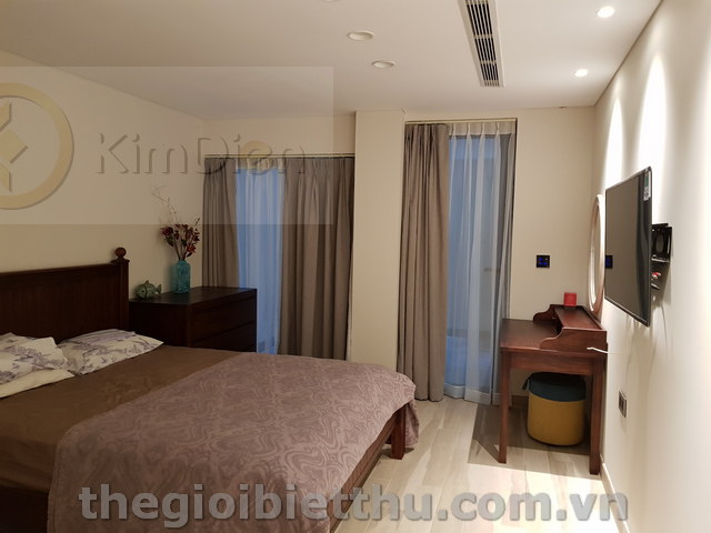 Long description image 1