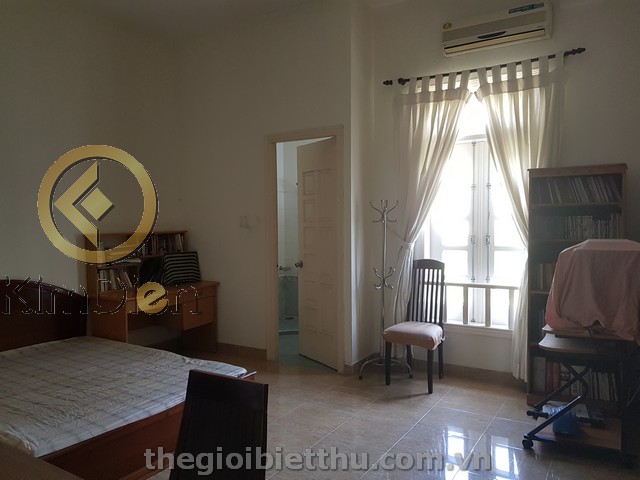 Long description image 1