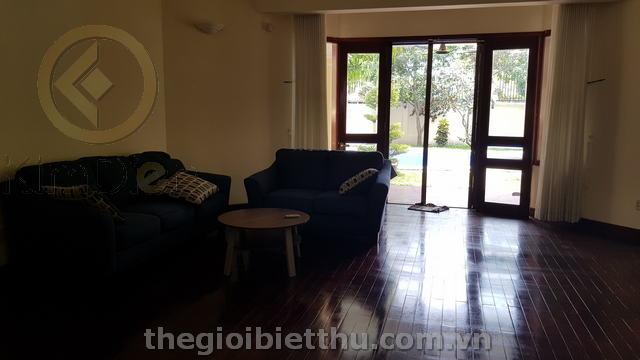 Long description image 1