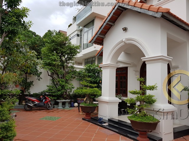 Long description image 1