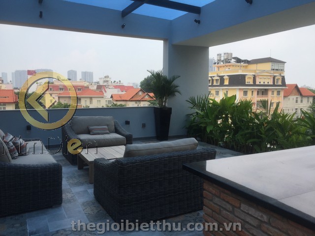 Long description image 1