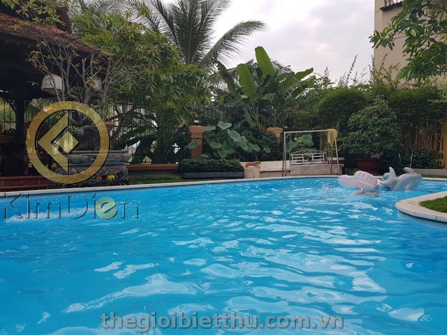 Long description image 1