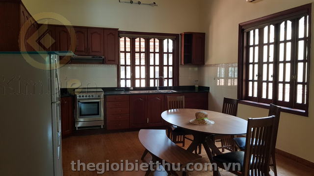 Long description image 1