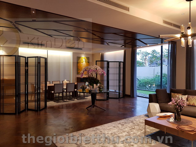 Long description image 1