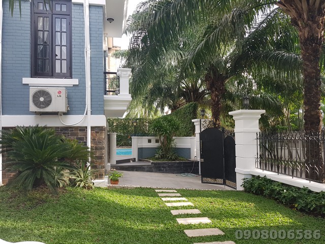 Long description image 1