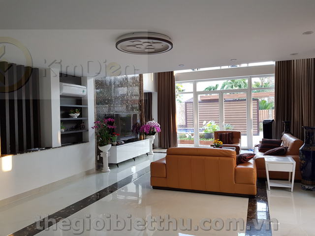 Long description image 1