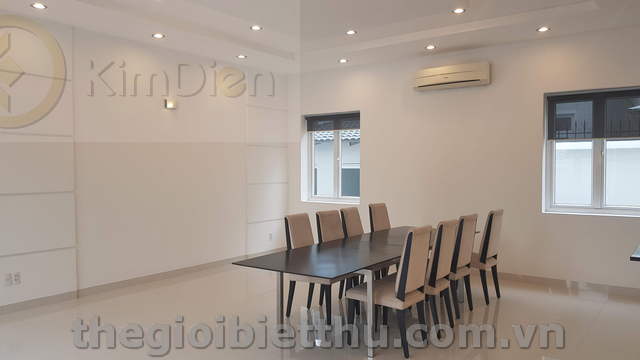 Long description image 1