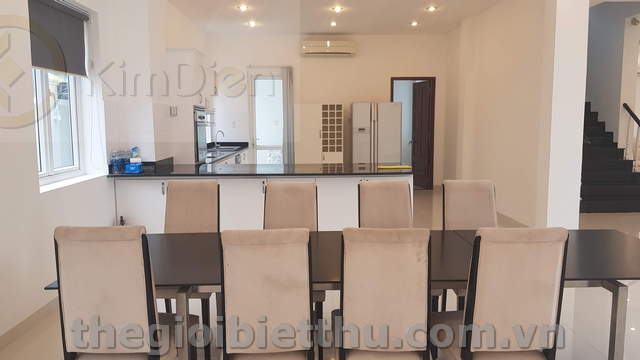 Long description image 1