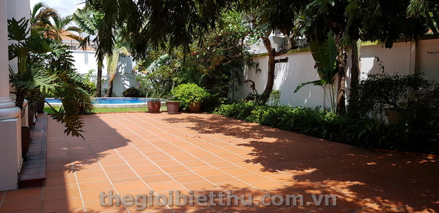 Long description image 1