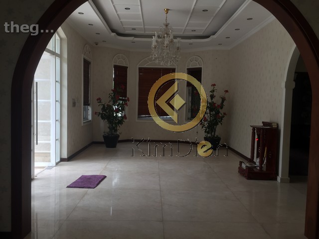 Long description image 1