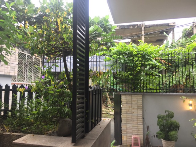 Long description image 1