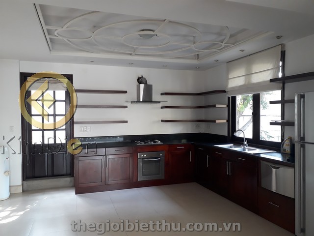 Long description image 1