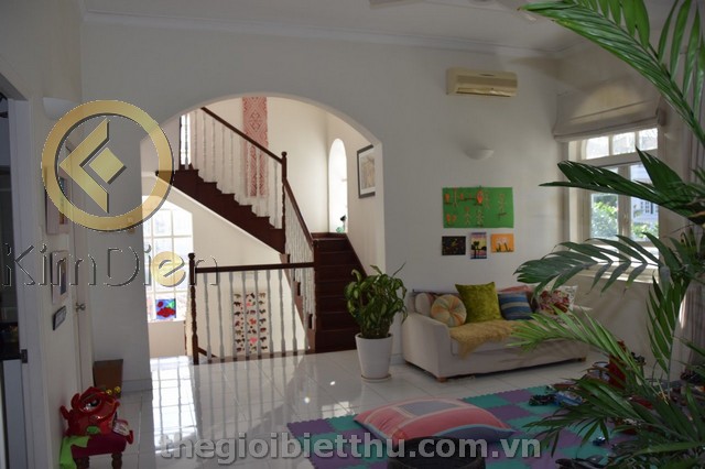 Long description image 1