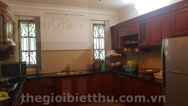 Long description image 1