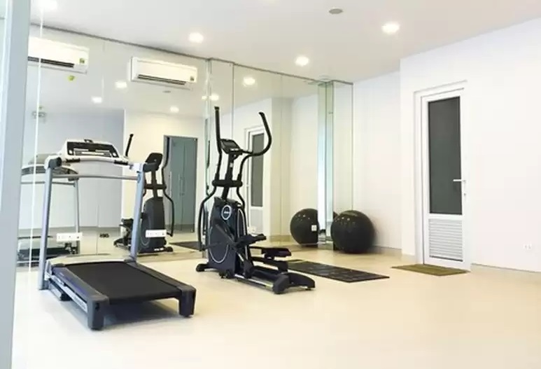 Long description image 1