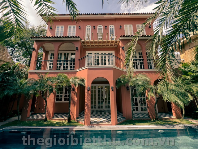 Long description image 1