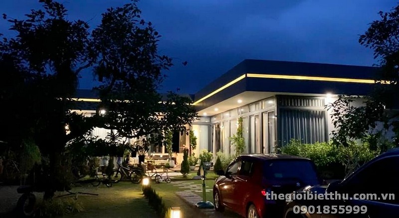 Long description image 1